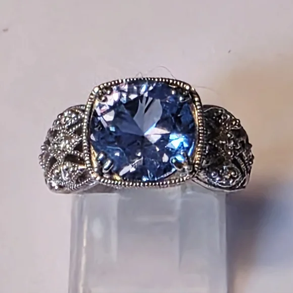Host Pick 💫Rare Tacori Sky Blue Topaz Ring